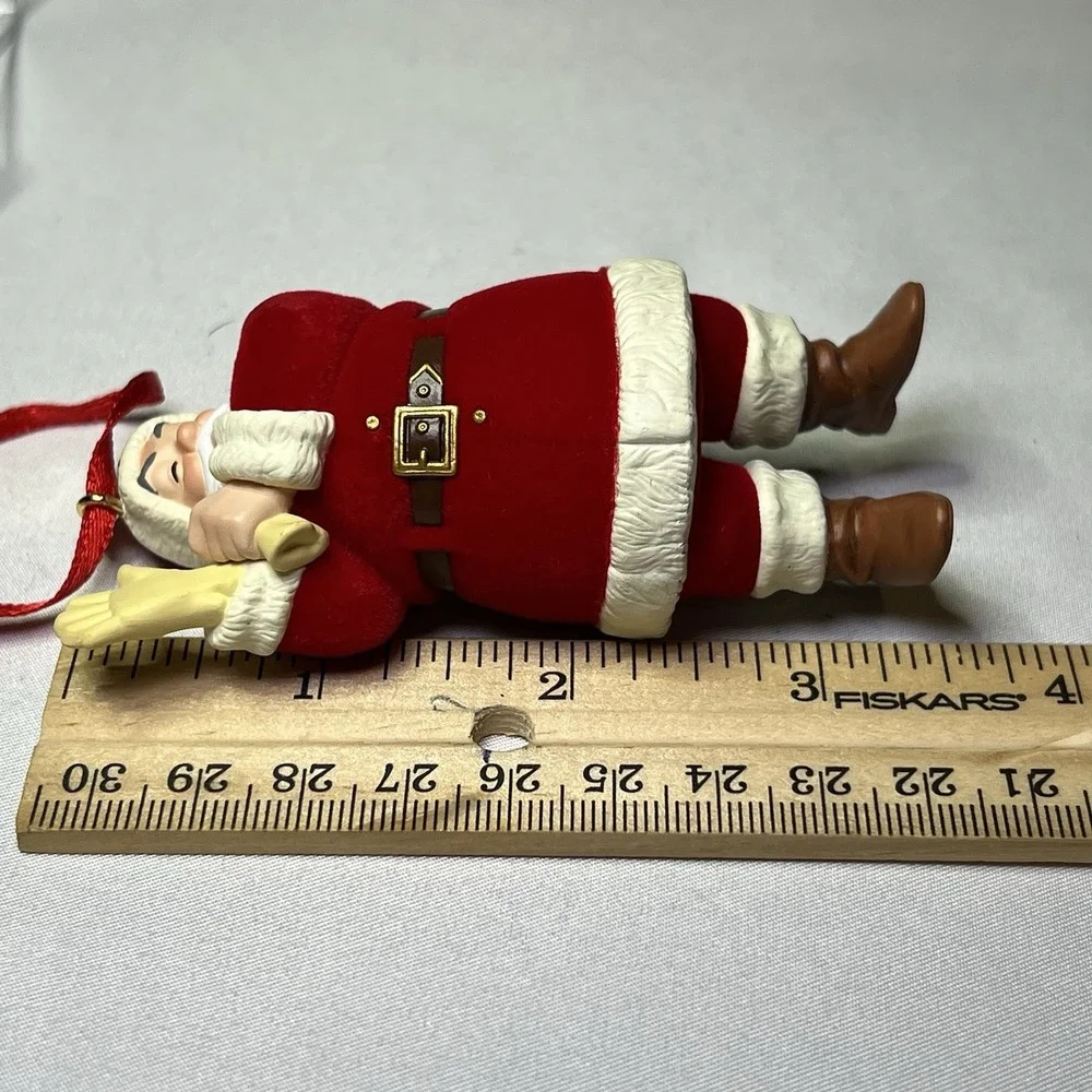 Hallmark 2001 Ornament Twas the Night Before Christmas Vintage‎ Volume 4 Santa